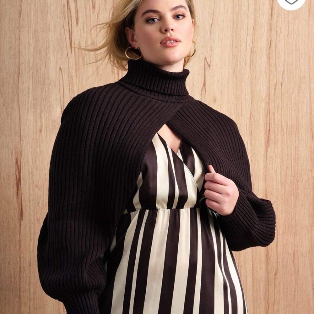 Turtleneck sweater sleeve shrug sweater